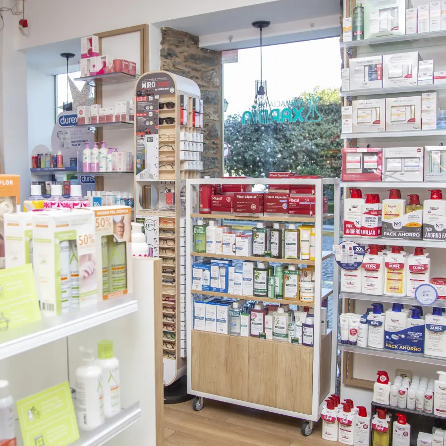 6--Farmacia Do Xardin-Pontedeume
